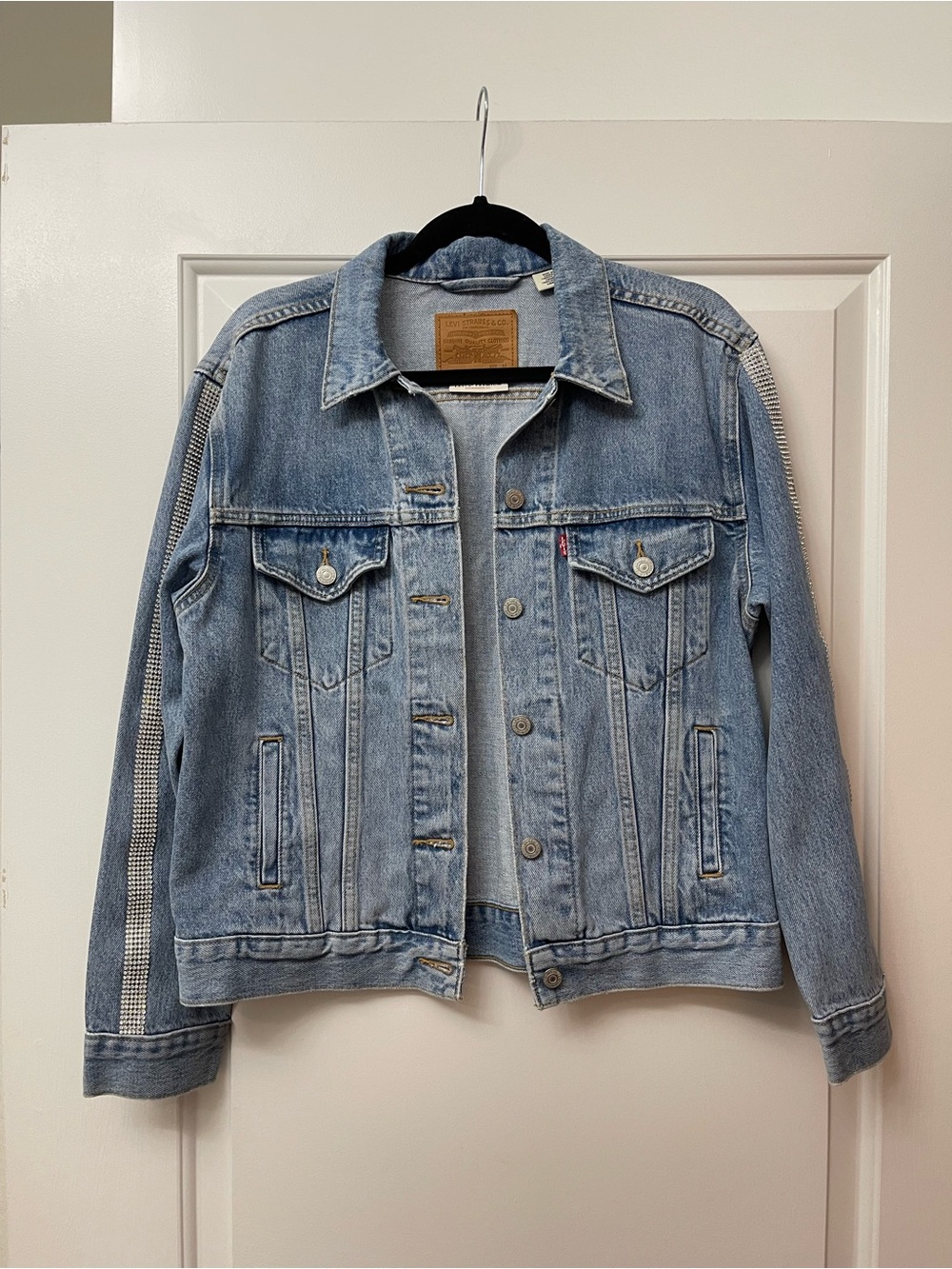 Levi's Light Blue Denim Jacket - Size M NWOT